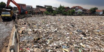 “Buanglah Sampah Pada Tempatnya” hanya sekedar Teori, belum sampai Aplikasi?