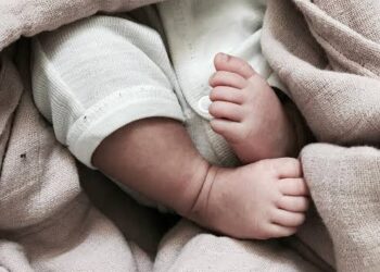 Prihatin Bayi Ditelantarkan, Zina Dibiarkan