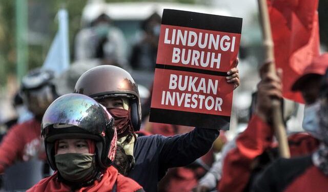 Sistem Islam : Jalan Akhir Mengakhiri Eksploitasi Buruh