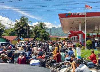 Antrean BBM Mengular: Bukti Negara Gagal Mengurus Rakyat